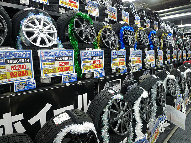 スタッドレスタイヤ