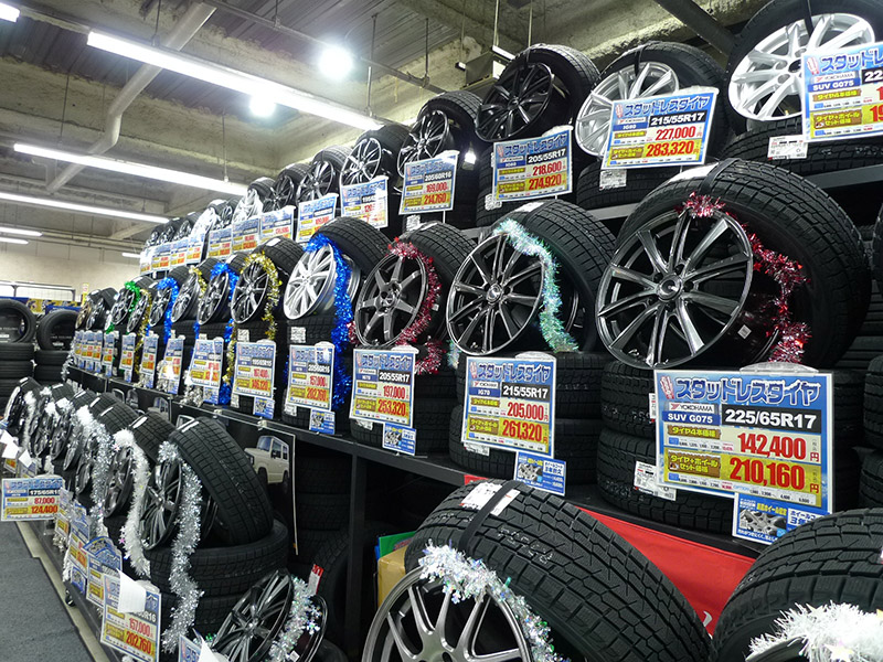 スタッドレスタイヤ